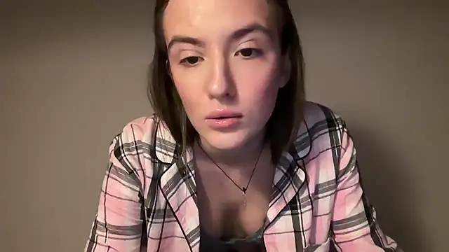 EmilyWi  online show from 02-09-26, 07:51