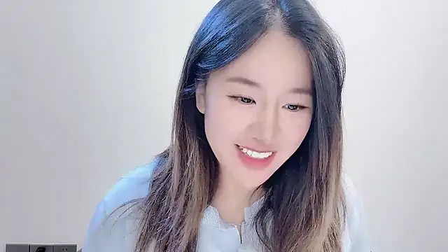 chloe-01 online show from 11-12-25, 04:02