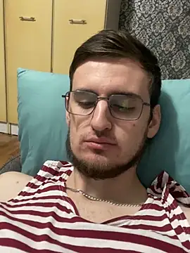 Snapshot of GrahamSouth chatting on 12-02-24, 10:39 GrahamSouth online show from 12-02-24, 10:39