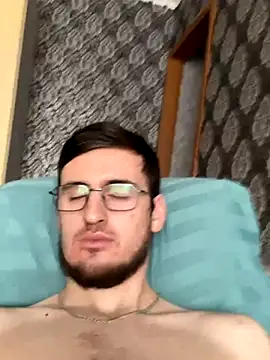 Snapshot of GrahamSouth chatting on 12-03-24, 05:53 GrahamSouth online show from 12-03-24, 05:53