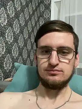 Snapshot of GrahamSouth chatting on 12-14-24, 12:12 GrahamSouth online show from 12-14-24, 12:12