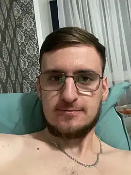 Snapshot of GrahamSouth chatting on 01-03-25, 07:29 GrahamSouth online show from 01-03-25, 07:29