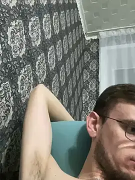 Snapshot of GrahamSouth chatting on 01-05-25, 04:38 GrahamSouth online show from 01-05-25, 04:38