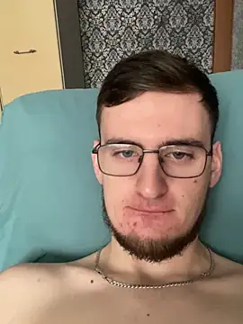 Snapshot of GrahamSouth chatting on 01-08-25, 04:34 GrahamSouth online show from 01-08-25, 04:34