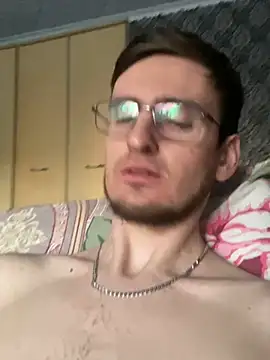 Snapshot of GrahamSouth chatting on 02-08-25, 11:44 GrahamSouth online show from 02-08-25, 11:44