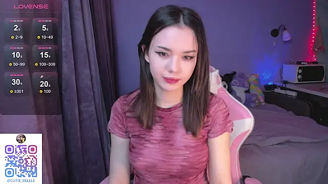 Snapshot of young_belle_ chatting on 01-30-25, 10:30 young belle online show from 01-30-25, 10:30