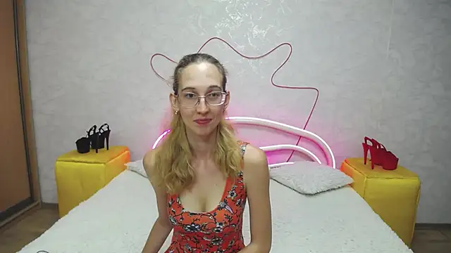 KlaryBrait online show from 09-21-25, 06:04