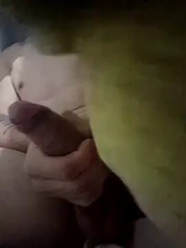 Snapshot of daviotaviano chatting on 12-15-24, 10:47 daviotaviano online show from 12-15-24, 10:47