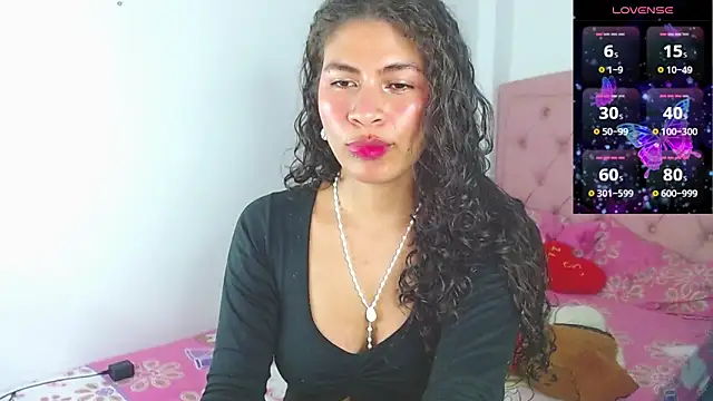 Cynthia hazel online show from 09-15-25, 08:14