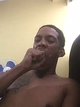 lionheart05 online show from 12-23-24, 11:04