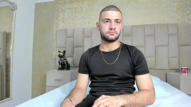 MaximusDick1  online show from 11-09-25, 03:38