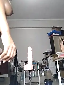 QUEENSHEBAxx01 online show from 04-09-26, 04:12