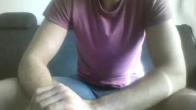 Snapshot of Molly_97 chatting on 02-23-25, 12:05 Molly 97 online show from 02-23-25, 12:05