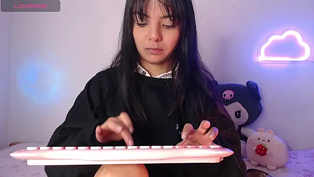 sofi soft  online show from 11-11-25, 06:08