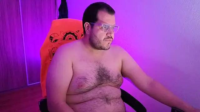 Snapshot of bearcloudcomputa chatting on 11-27-25, 05:09 bearcloudcomputa online show from 11-27-25, 05:09