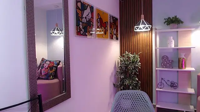 Dalila Sky online show from 04-17-26, 06:11