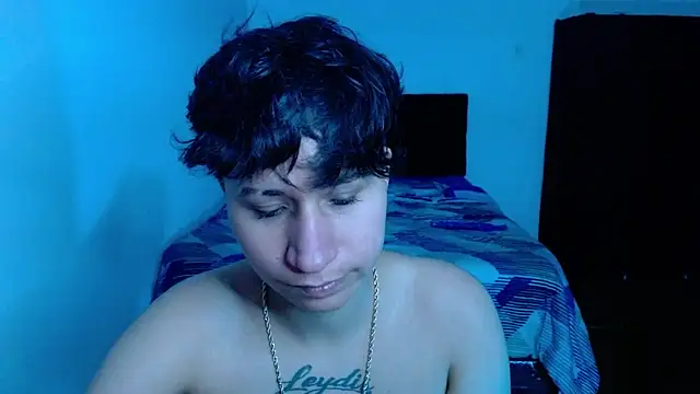Snapshot of Im_Milan_Rs chatting on 06-11-26, 01:49 Im Milan Rs online show from 06-11-26, 01:49