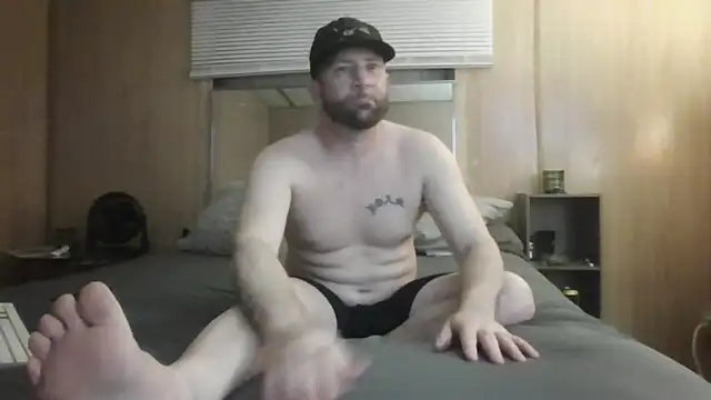 Edward LongCock online show from 04-17-26, 06:05