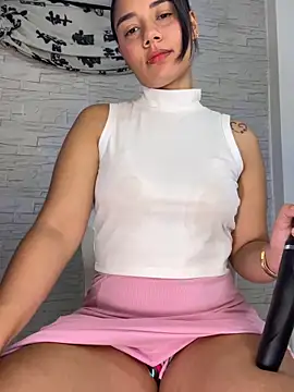 Snapshot of _Luana chatting on 05-03-26, 01:00 Luana online show from 05-03-26, 01:00