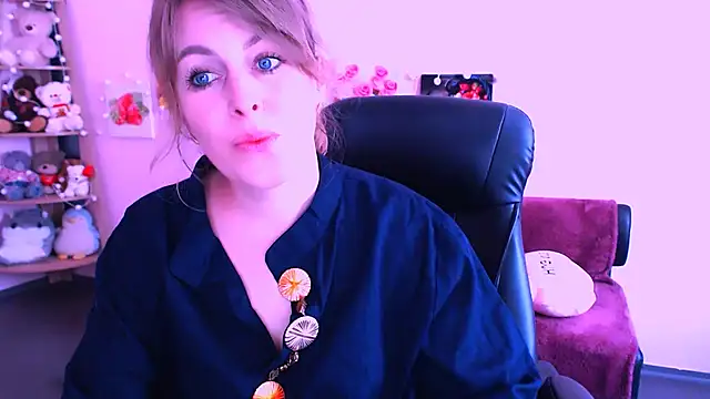 Hot Milady online show from 04-03-26, 07:39