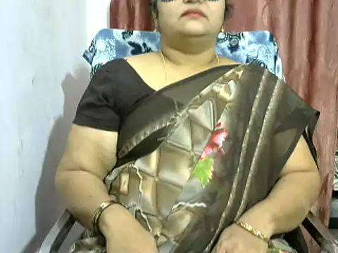 Snapshot of Naughty_Nityaa chatting on 01-16-25, 10:53 Naughty Nityaa online show from 01-16-25, 10:53