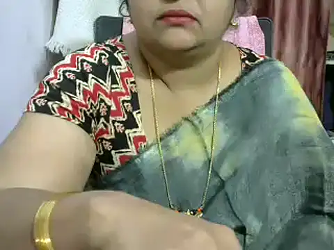 Snapshot of Naughty_Nityaa chatting on 01-30-25, 06:03 Naughty Nityaa online show from 01-30-25, 06:03