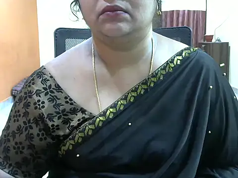 Snapshot of Naughty_Nityaa chatting on 02-09-25, 03:45 Naughty Nityaa online show from 02-09-25, 03:45