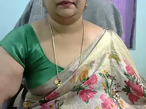 Snapshot of Naughty_Nityaa chatting on 03-05-25, 07:05 Naughty Nityaa online show from 03-05-25, 07:05