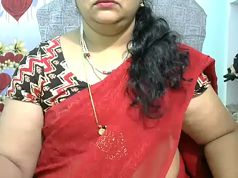Snapshot of Naughty_Nityaa chatting on 03-09-25, 04:55 Naughty Nityaa online show from 03-09-25, 04:55