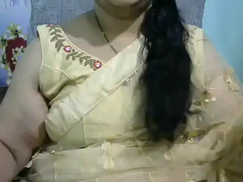 Snapshot of Naughty_Nityaa chatting on 03-19-25, 05:17 Naughty Nityaa online show from 03-19-25, 05:17