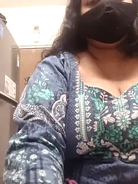 zeepe19 online show from 11-26-25, 07:53