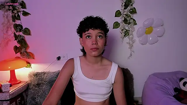 Snapshot of fernanda_indie chatting on 11-22-25, 08:52 fernanda indie online show from 11-22-25, 08:52