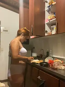 Snapshot of Susi_30 chatting on 09-11-25, 01:17 Susi 30 online show from 09-11-25, 01:17