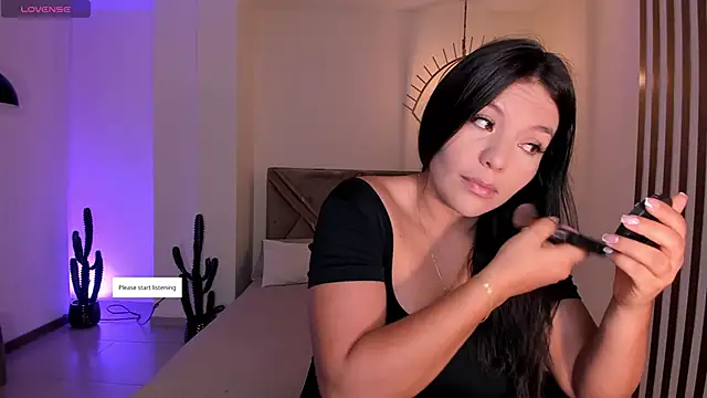 Snapshot of ValeriaRoldanX chatting on 05-10-26, 11:15 ValeriaRoldanX online show from 05-10-26, 11:15