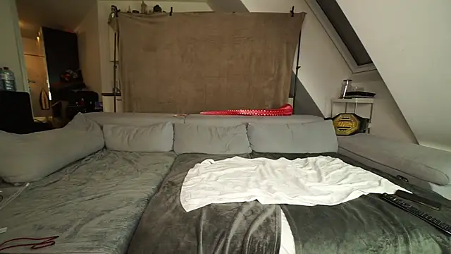 MacTroy online show from 12-10-24, 05:11