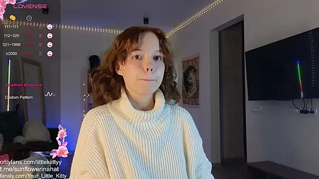 812sunflowerinahat online show from 10-28-25, 02:09