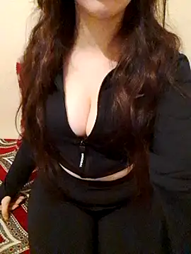 Snapshot of El-Jouri chatting on 01-21-25, 09:03 El-Jouri online show from 01-21-25, 09:03