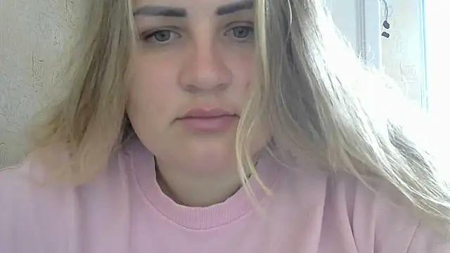 Snapshot of Honeydew-Waves chatting on 05-20-26, 06:41 Honeydew-Waves online show from 05-20-26, 06:41