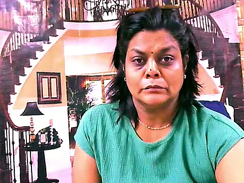 indianCherryPie online show from 09-19-25, 05:42