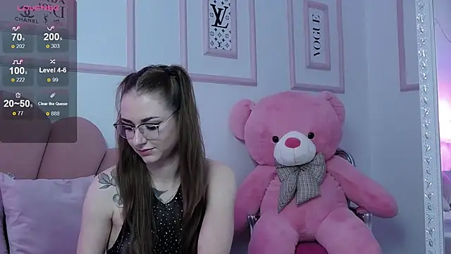 Abby  White online show from 01-18-25, 08:40