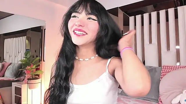 Snapshot of Kitty_Eliffe chatting on 11-11-25, 11:27 Kitty Eliffe online show from 11-11-25, 11:27