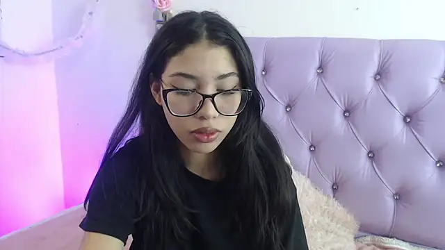 AmberJeong online show from 01-26-25, 10:02