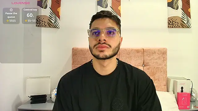 Amadeo Wild online show from 02-18-26, 01:18