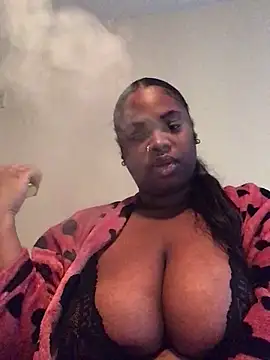 Snapshot of cocodreamxoxo chatting on 12-25-24, 01:09 cocodreamxoxo online show from 12-25-24, 01:09