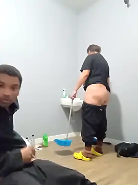 Snapshot of Cubanbbc4u chatting on 12-30-24, 05:15 Cubanbbc4u online show from 12-30-24, 05:15