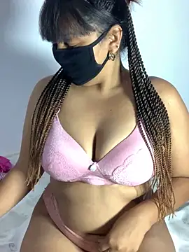 Snapshot of Jeroliee_viyana chatting on 09-17-25, 10:44 Jeroliee viyana online show from 09-17-25, 10:44