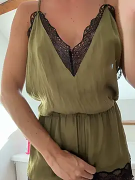 lola tentatiion online show from 07-16-26, 07:36