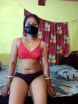 Snapshot of indiancouple09 chatting on 03-03-25, 11:03 indiancouple09 online show from 03-03-25, 11:03