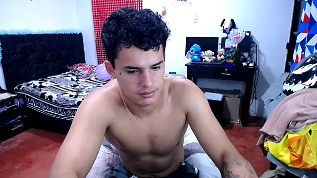 Snapshot of freddy_romas chatting on 07-13-26, 01:14 freddy romas online show from 07-13-26, 01:14