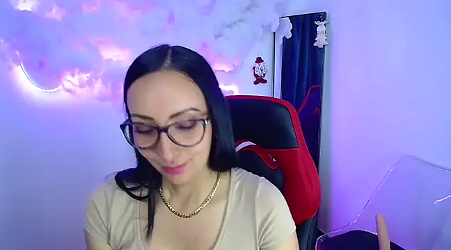 Snapshot of yaralyminjo2 chatting on 12-26-24, 02:27 yaralyminjo2 online show from 12-26-24, 02:27